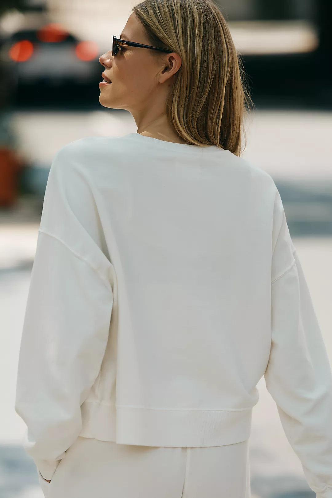 Electric & Rose - Classic Sweatshirt in Smiley Ivory