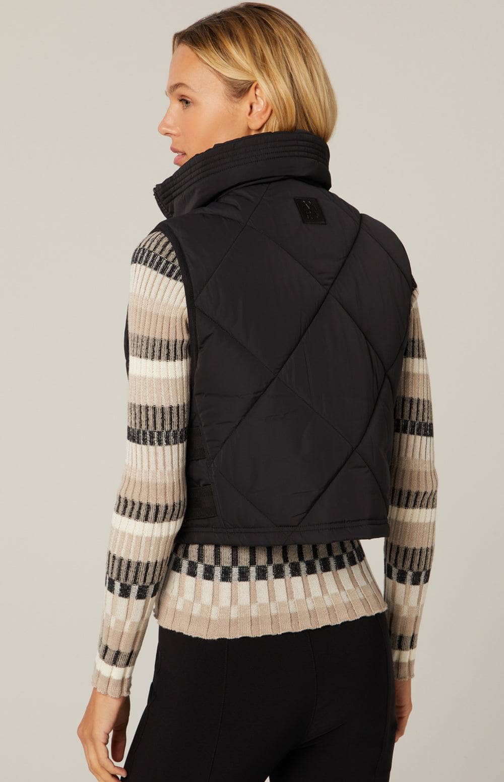 Alp-n-Rock - La Vitesse II Cropped Vest in Black