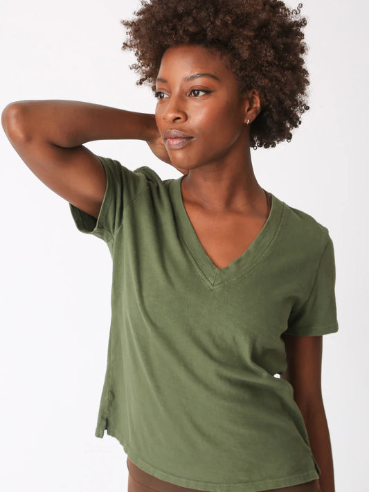 Electric & Rose - Classic Vneck Tee in Hunter