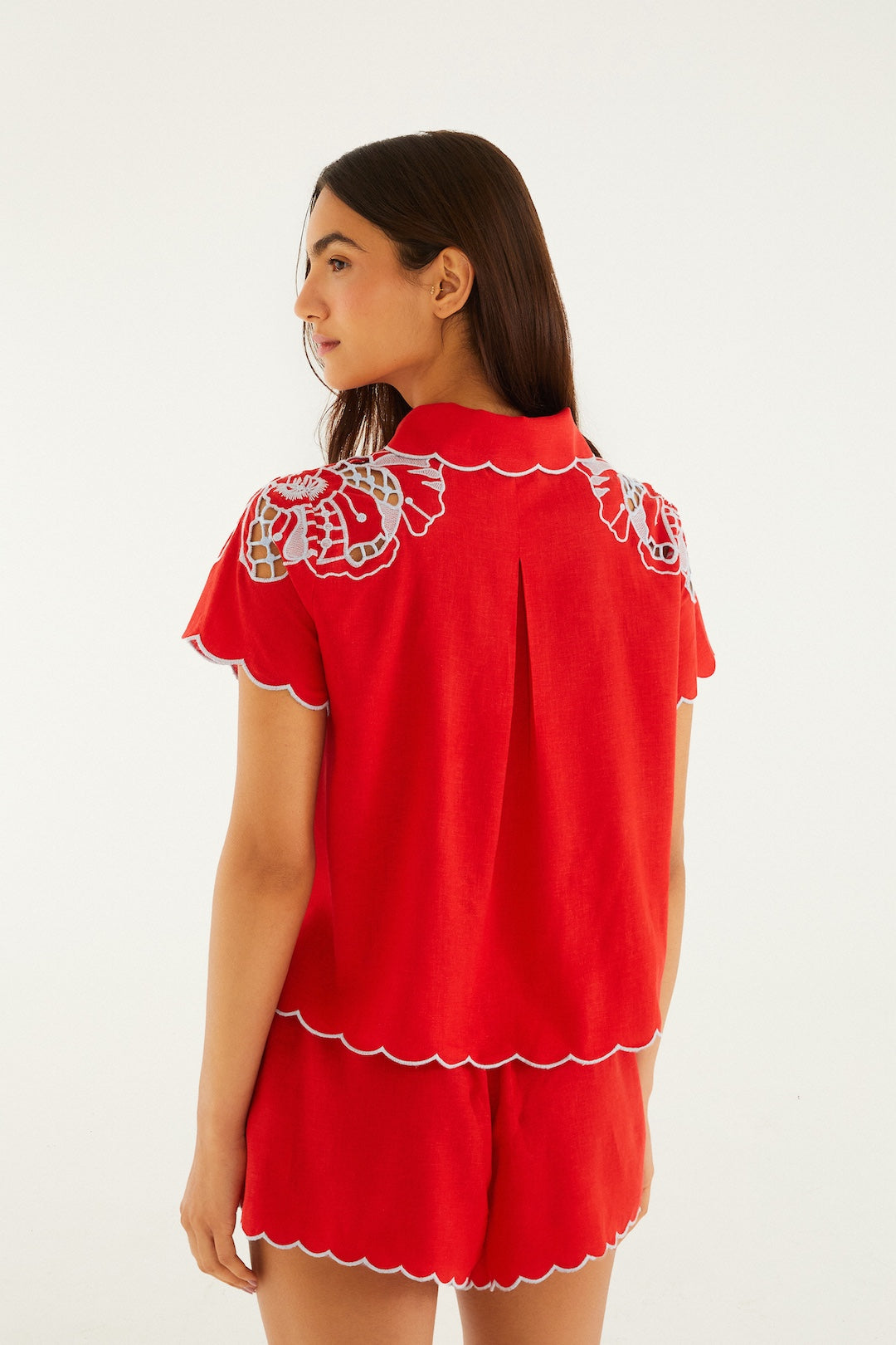 MINI SHORTS WITH EMBROIDERY