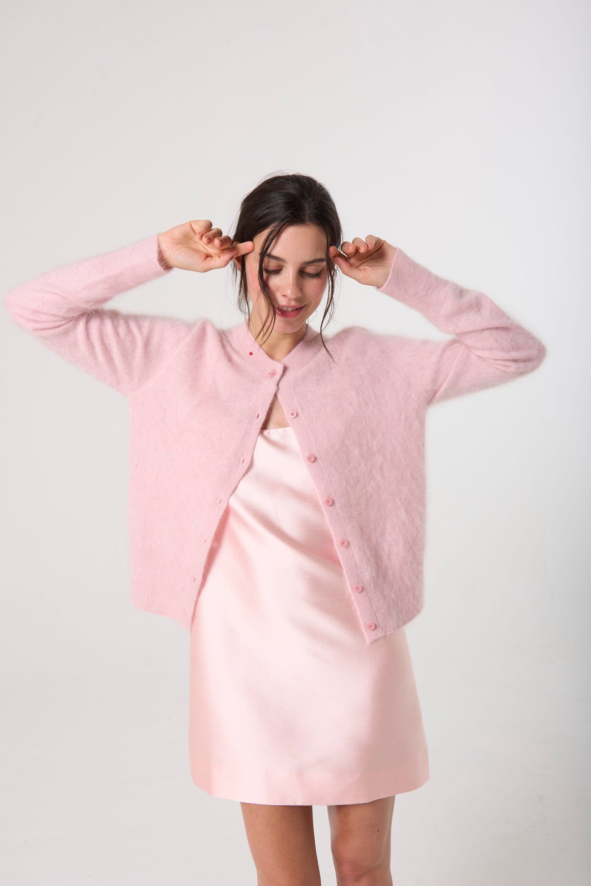 Halle Cardigan in Brushed Cashmere - Petal Cloud