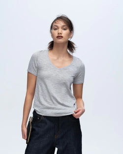 ATM - Slub Jersey Classic V-Neck Tee in Heather Grey