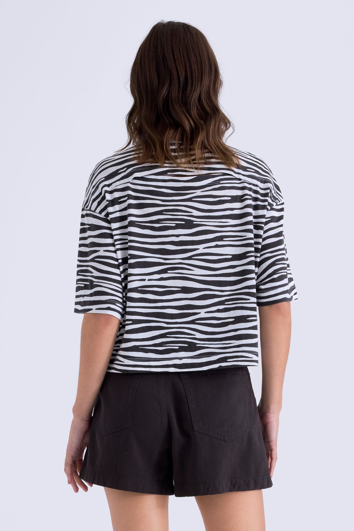 MAE CROPPED TEE