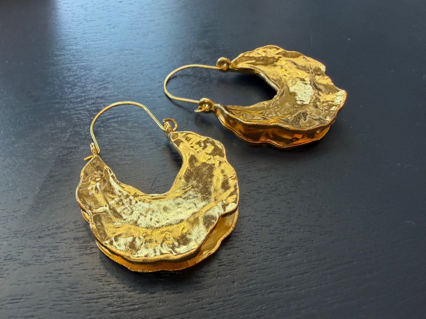 Xtraordinary Flair - Irregular shaped hoops
