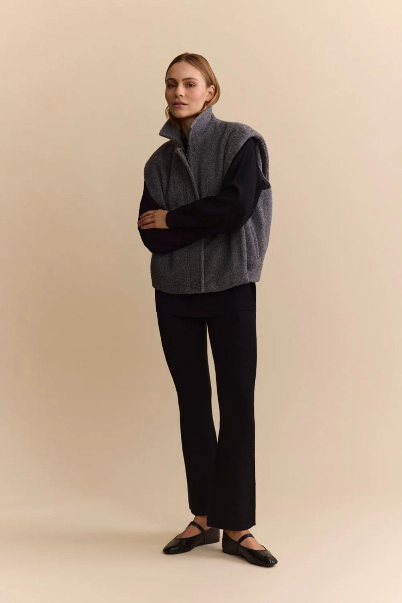Lune - Olly Kick Flared Pants in Black