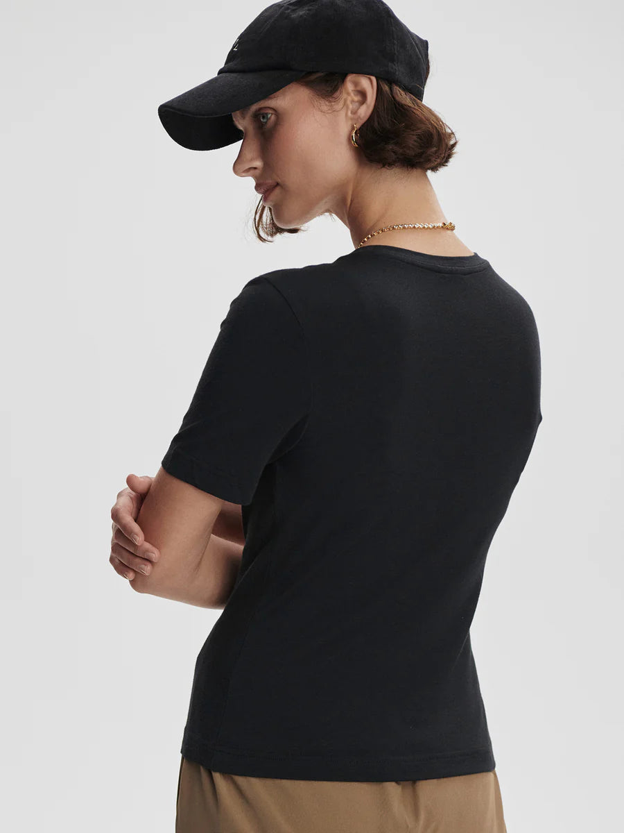 Varley - Regina Fitted Tee in Black
