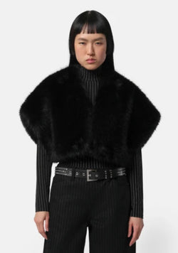 APPARIS - Devin Sable Shrug in Noir