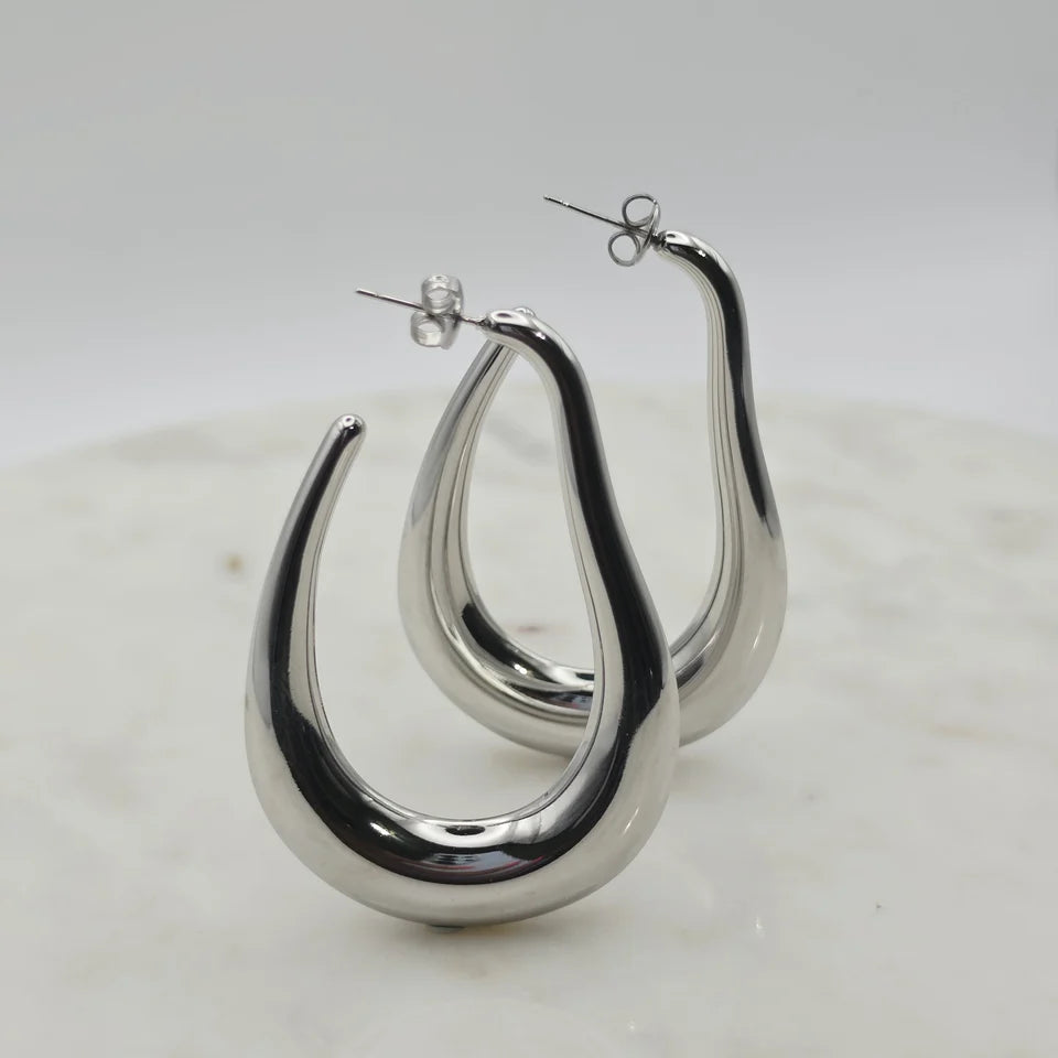 Xtraordinary Flair - Thick Liquid Hoops in Silver
