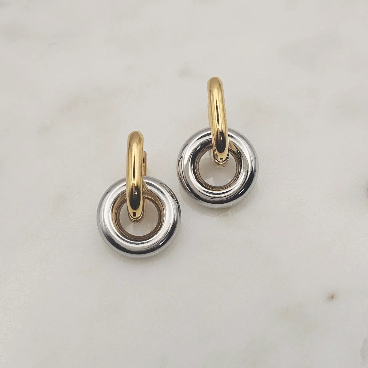 Xtraordinary Flair - Two Tone Little Circle Huggies