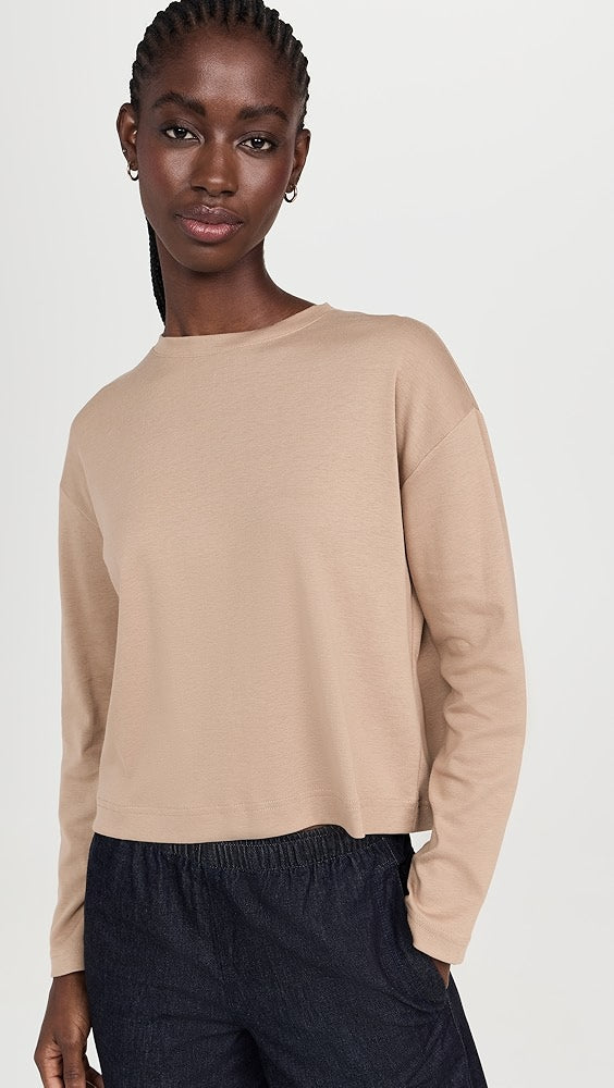 Vince. - Relaxed Long Sleeve Cropped Crew in Rye