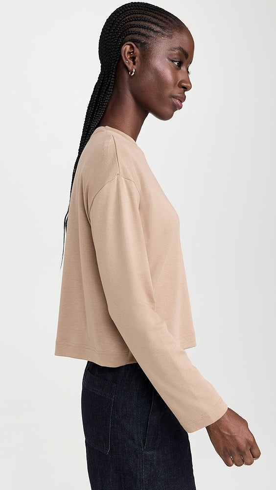 Vince. - Relaxed Long Sleeve Cropped Crew in Rye