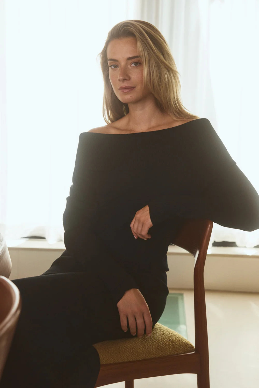 Lune Olly Off Shoulder Sweater in Black